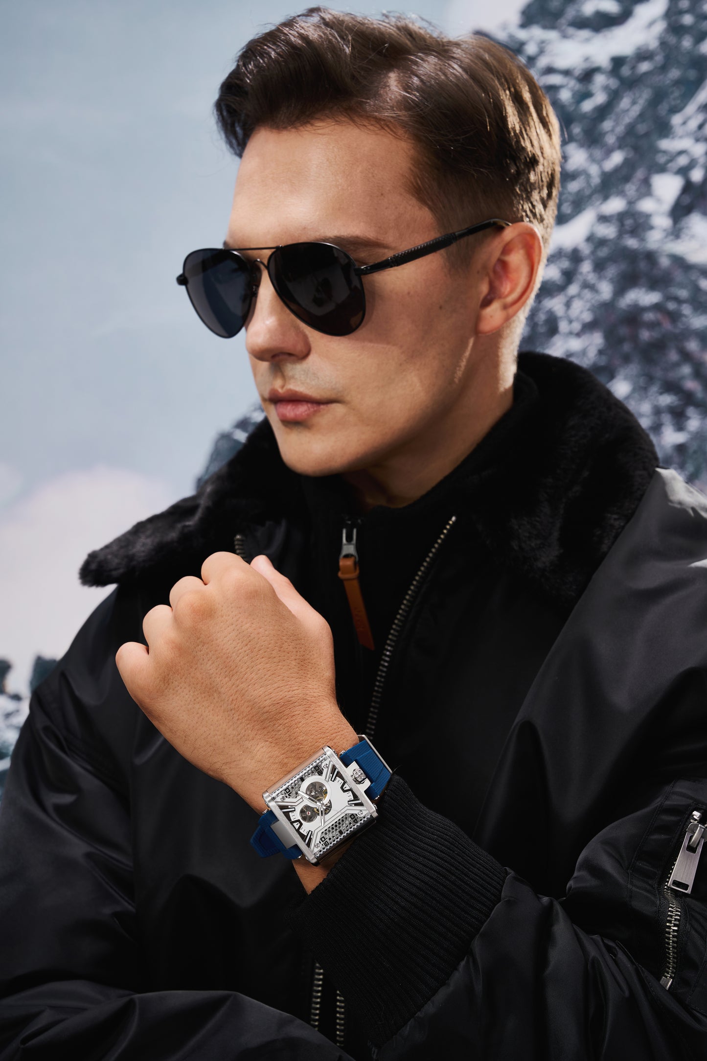 001 TRAVERSE Watch - Silver